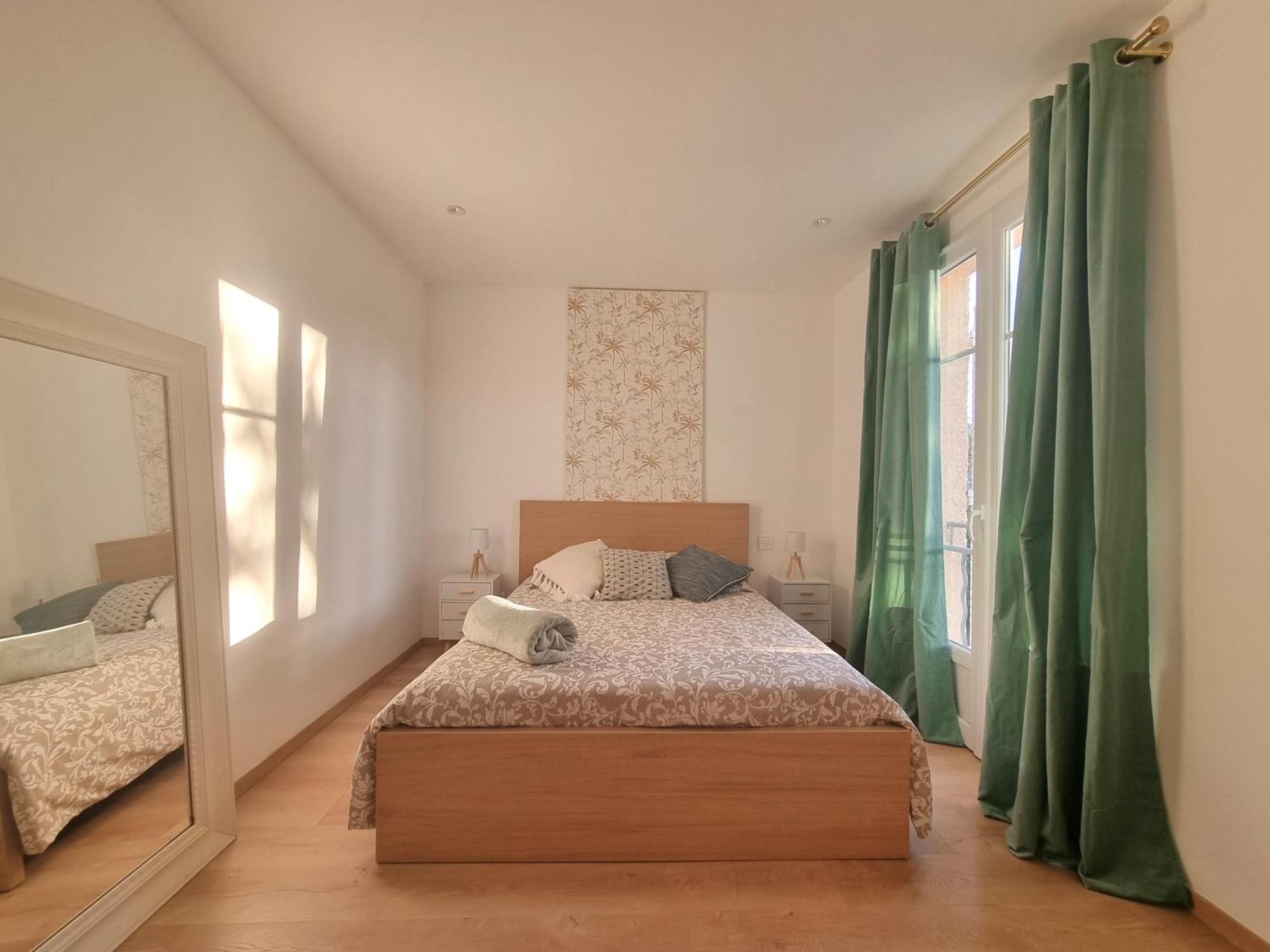 Superbe Appartement Terrasse Et Parking Prive Saint-Tropez Kültér fotó