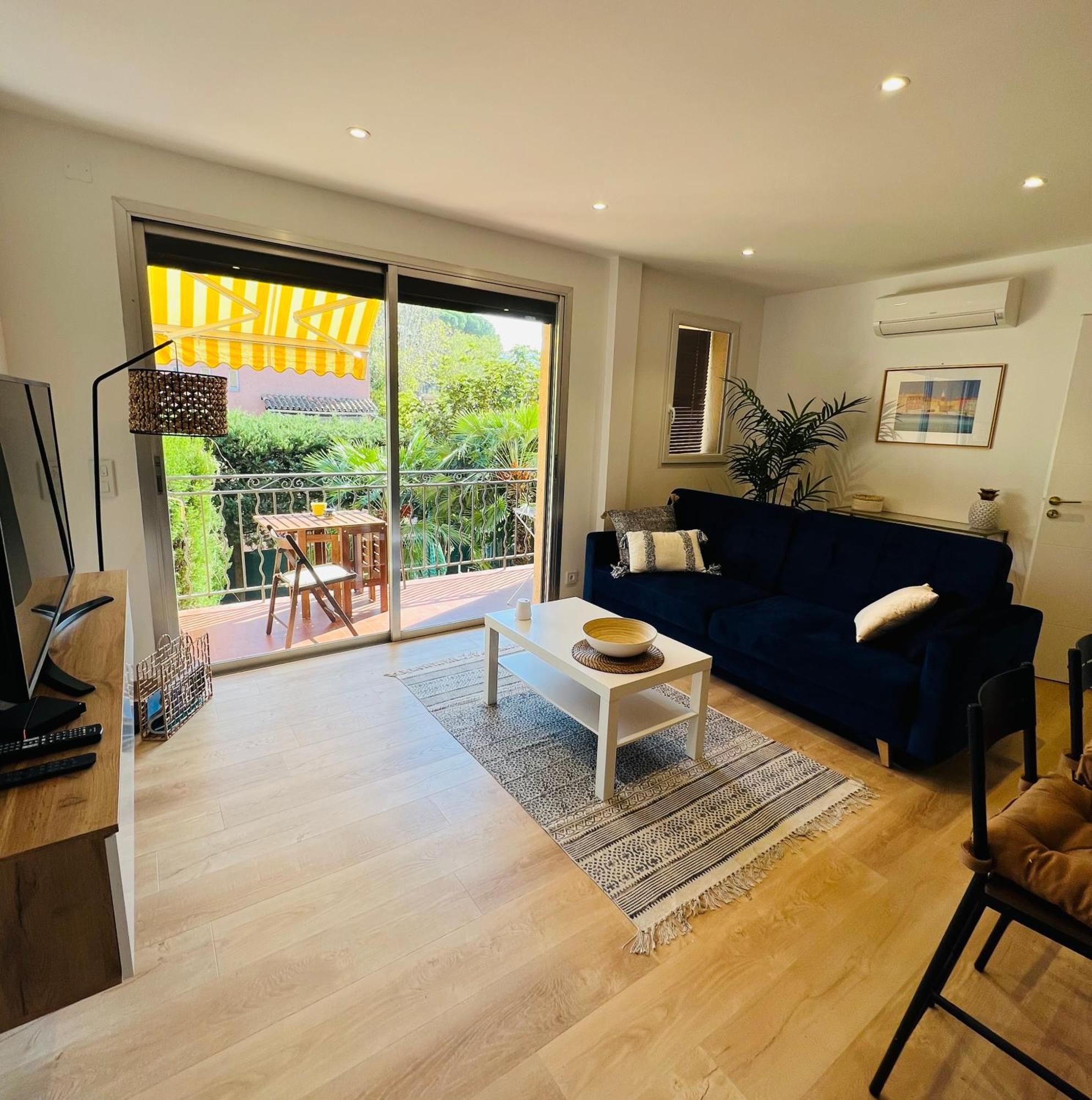Superbe Appartement Terrasse Et Parking Prive Saint-Tropez Kültér fotó