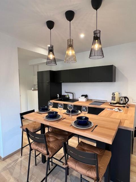 Superbe Appartement Terrasse Et Parking Prive Saint-Tropez Kültér fotó